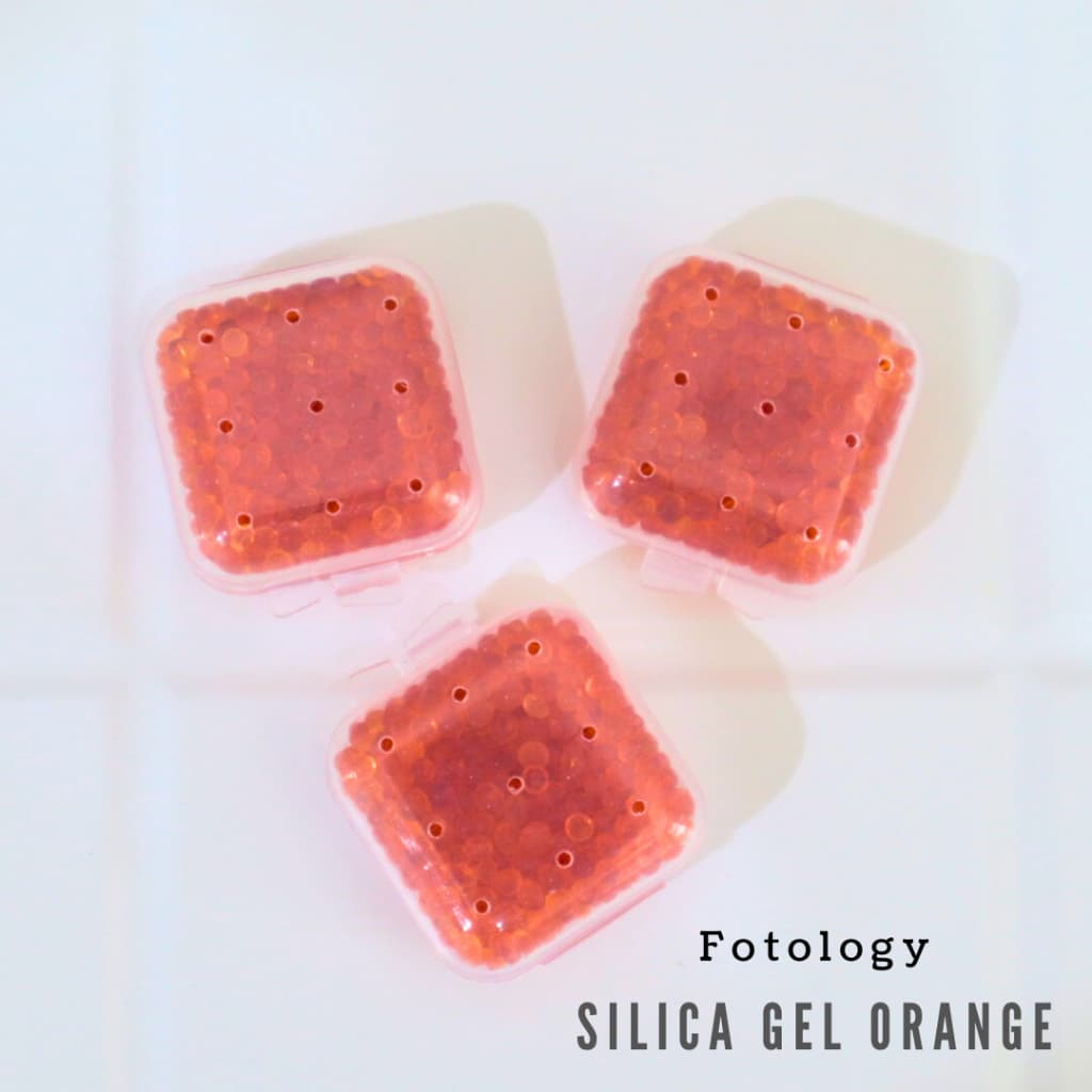 Fotology Silica gel orange untuk dry box serap lembab 60 gram kemasan kotak plastik